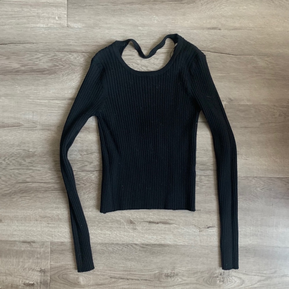 ✨Backless Knit Sweater✨